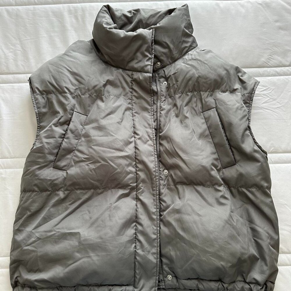 Oversized grey puffer vest